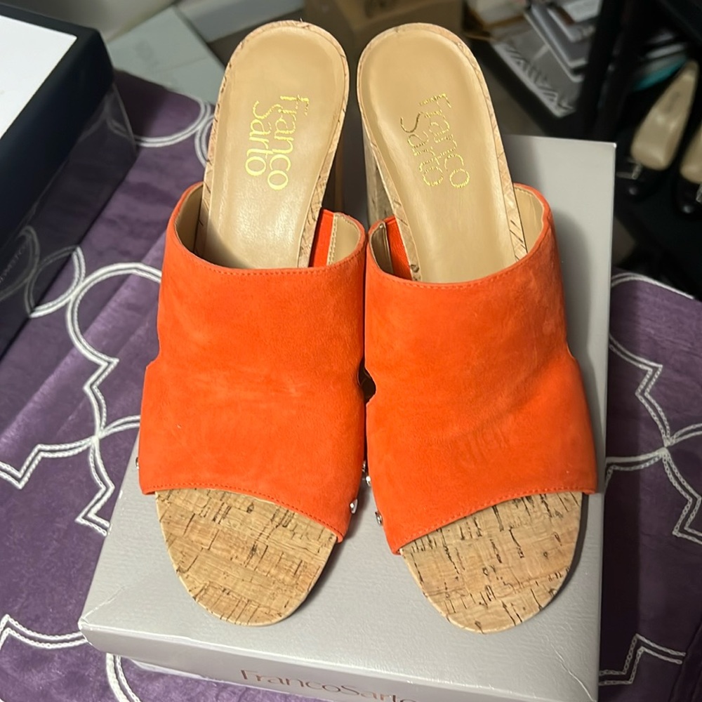 Shoes with box